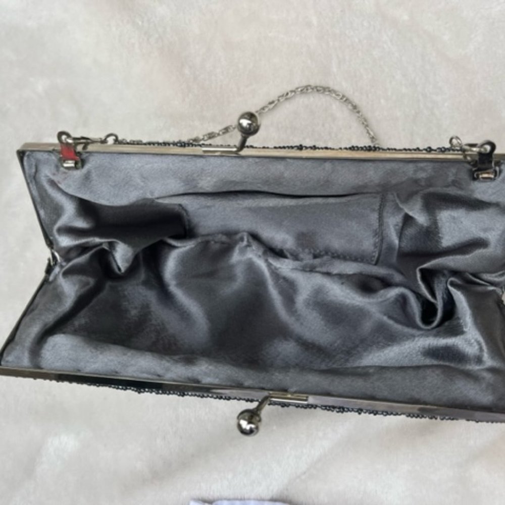 Beaded Clutch - Picture 2 of 3